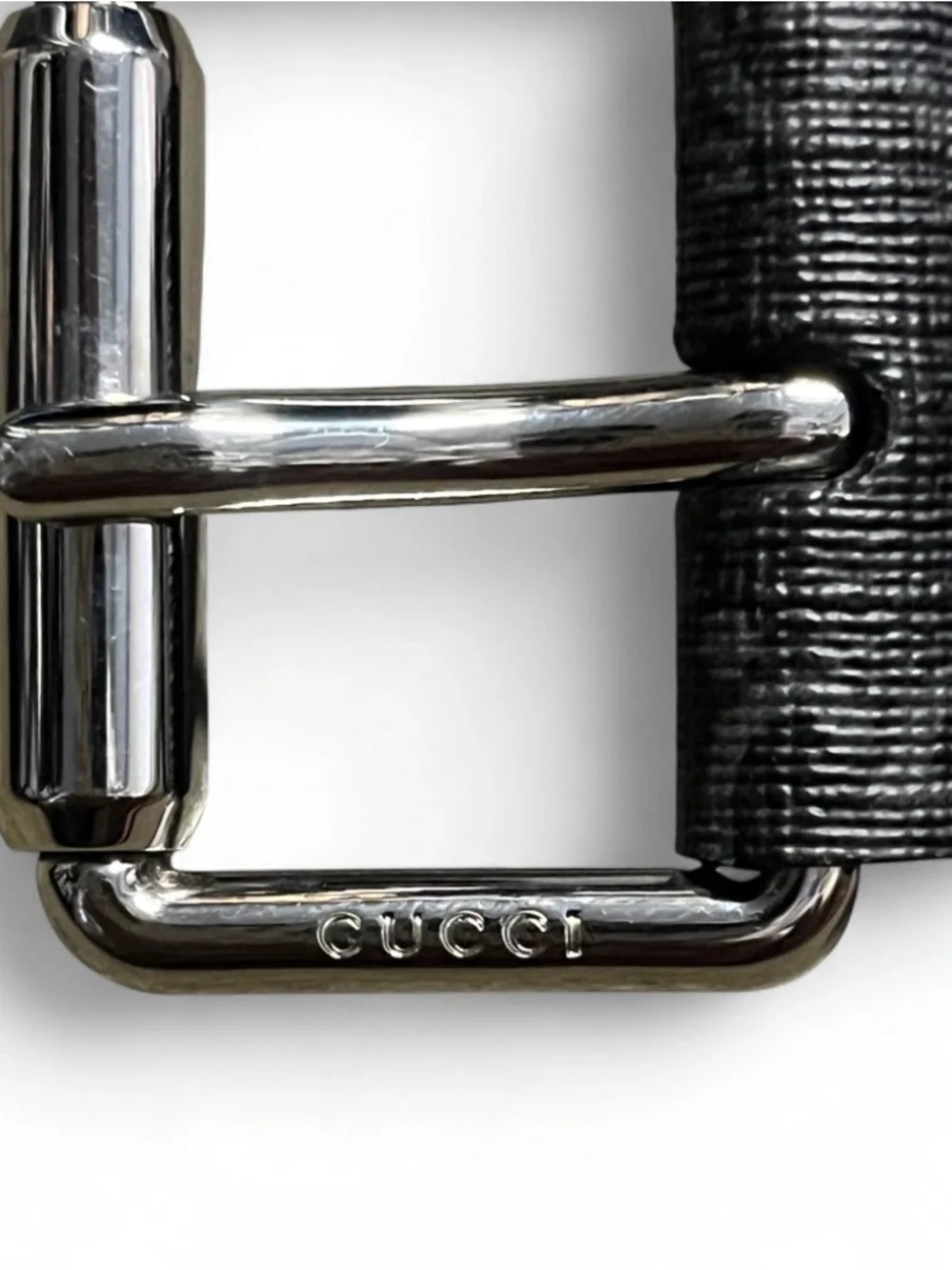 Authentic Gucci Men’s Leather Logo Belt - Euro Size 32 Luxury Streetwear -READ